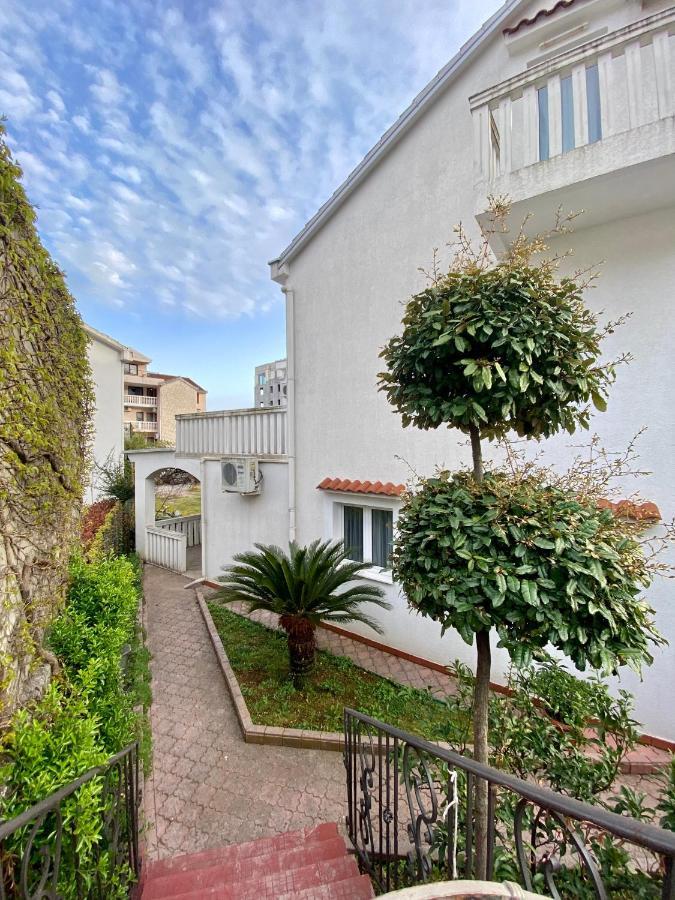 Vila Monte Hotel Budva Exterior photo